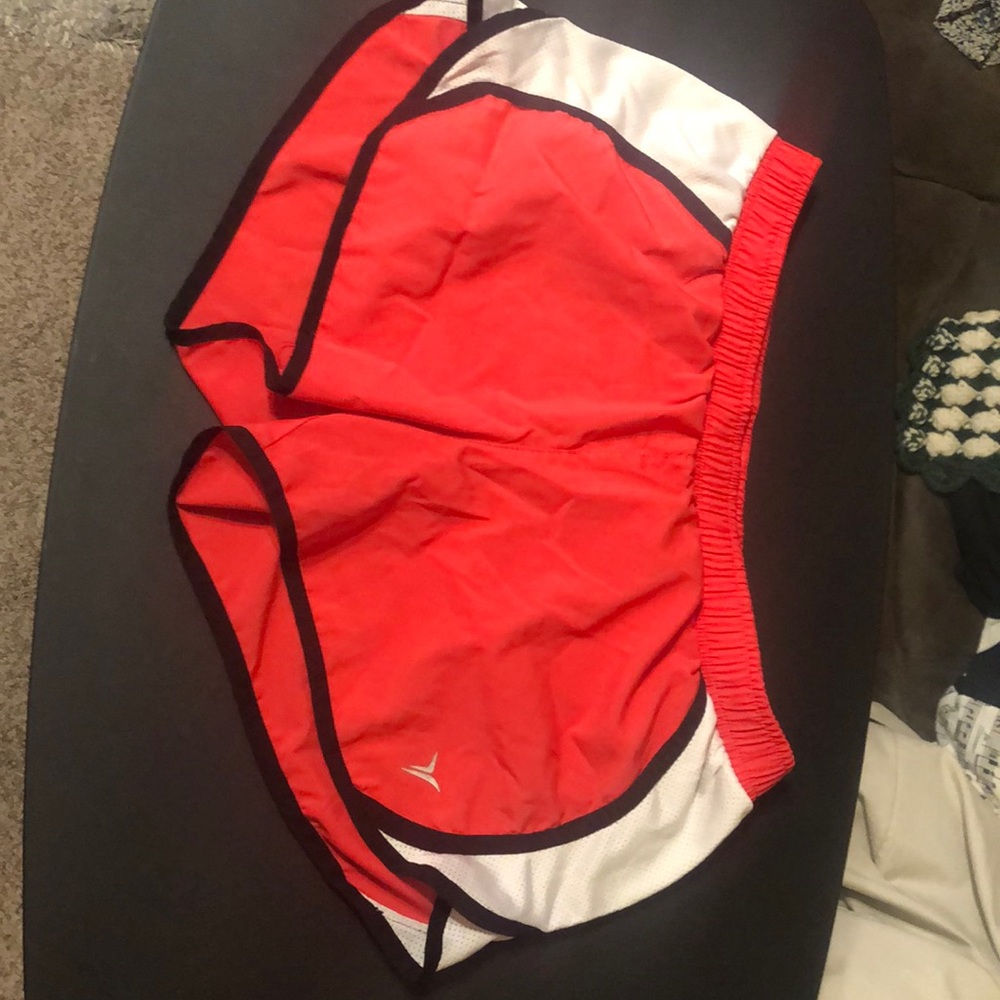 Running shorts